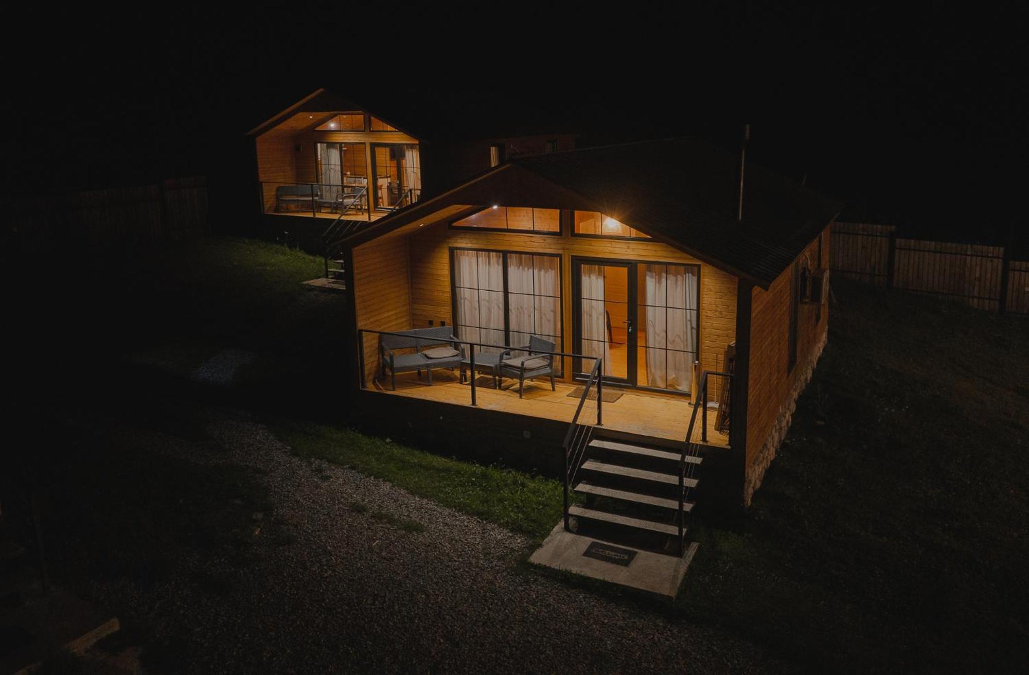 Mestia Villas Екстериор снимка
